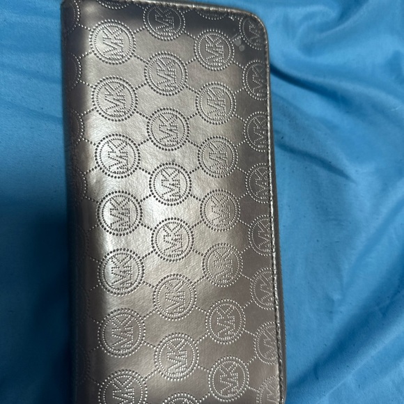 Michael Kors Gray Men's Wallet - Picture 4 of 4